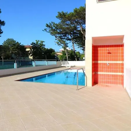 Enjoy Your Escape By The Pool Apartamento Bibione
