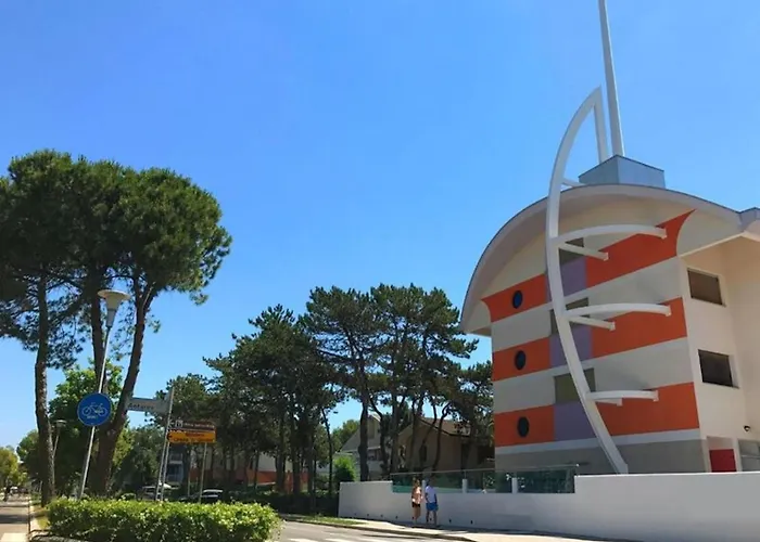 Enjoy Your Escape By The Pool *